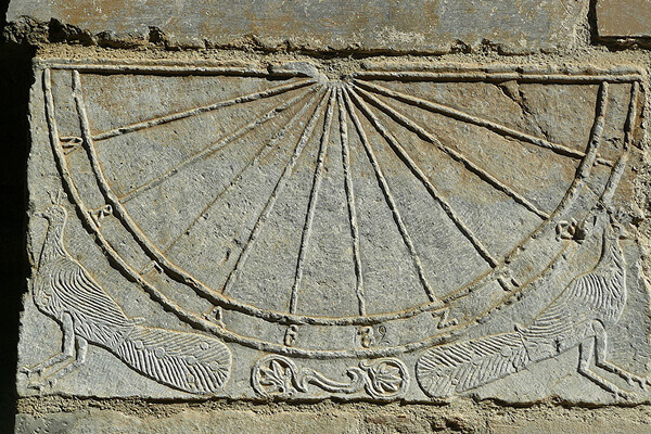 Byzantine sciences, use of astronomy and mathematics for the vertical sundial from the church of Panagia tou Skripou in Athens