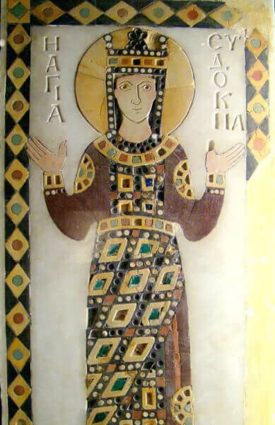 Byzantine Art, gold backgrounds in mosaics, painted manuscripts and goldsmithing