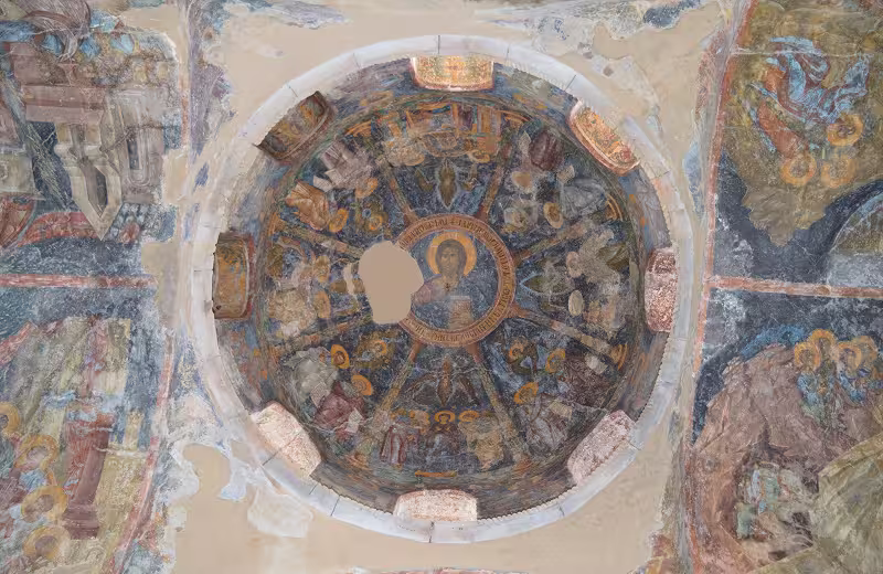 Peribleptos monastery, Byzantine frescoes in the dome with Christ Pantocrator saints
