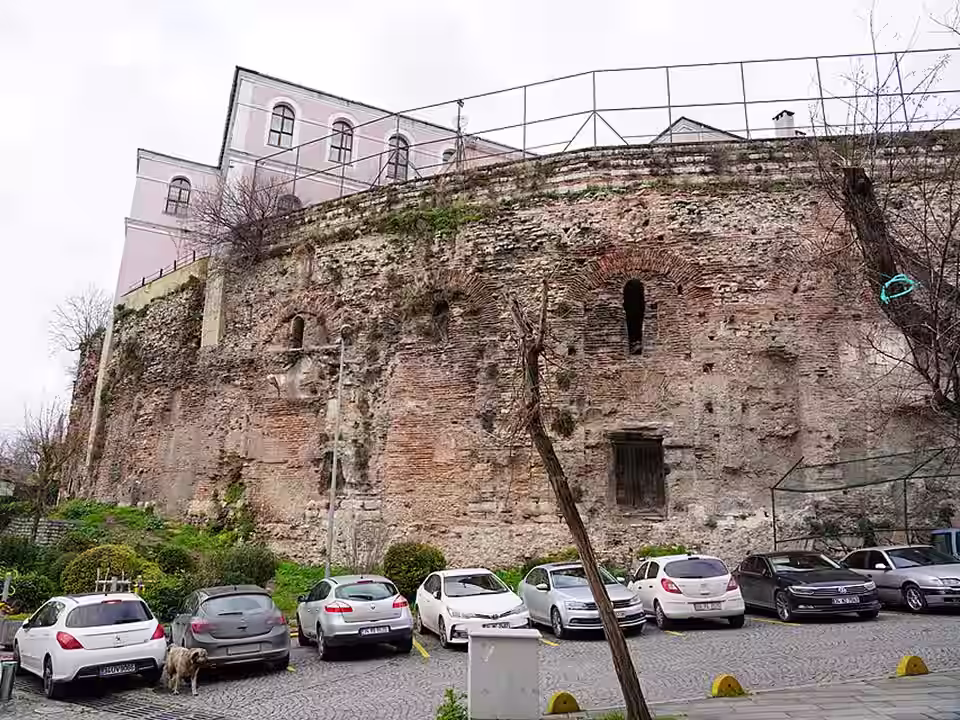 View of the spendhone of the hippodrome of Constantinople, today Istanbul